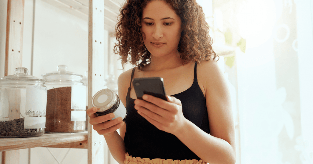 Customer searching for a nearby local business on Google